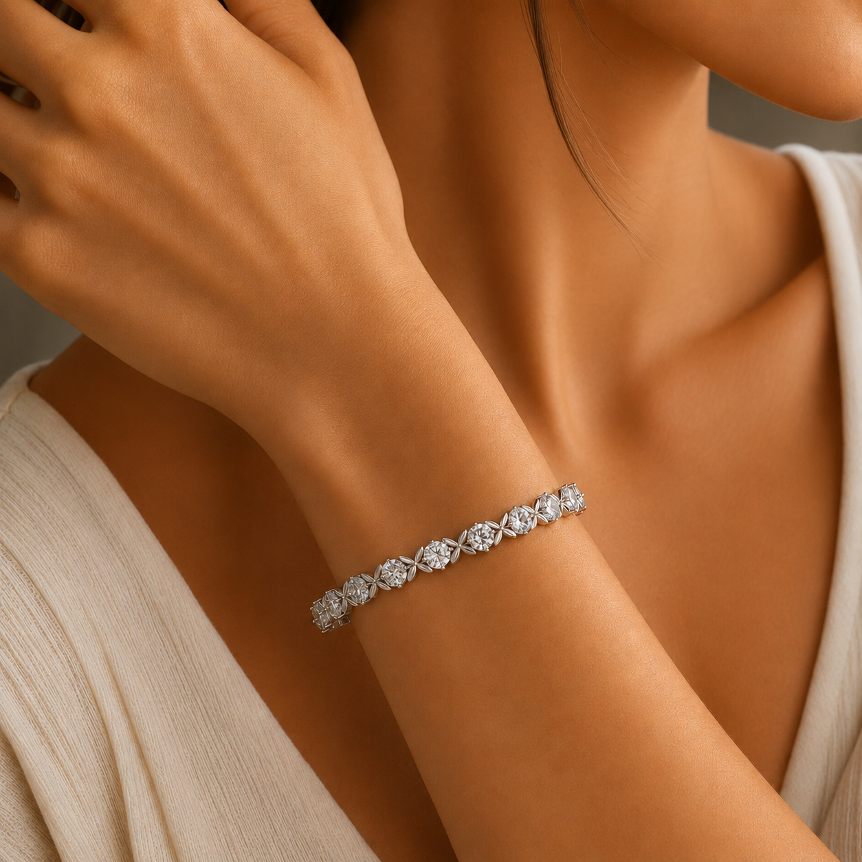 15.11 Carat Round Diamond Bracelet With Floral Design
