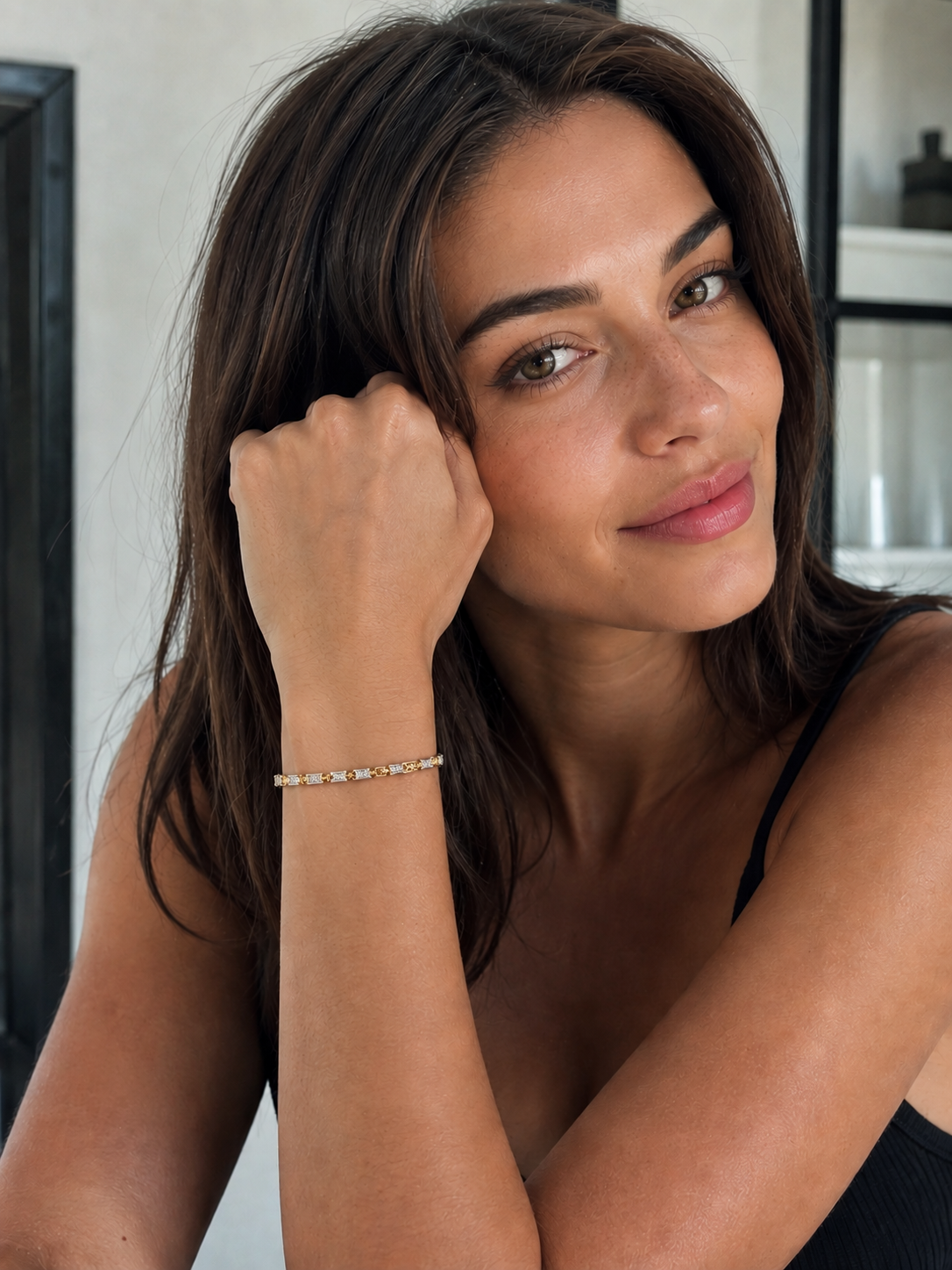 Woman Wear a Modern Round Lab Grown Diamond Link Tennis Bracelet 