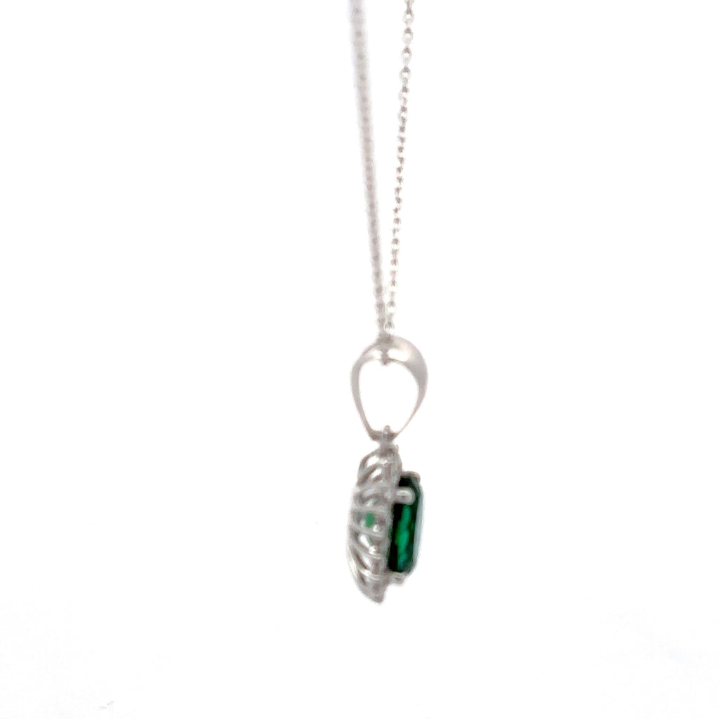 2 Carat Oval Green Emerald Gemstone Solitaire Pendant